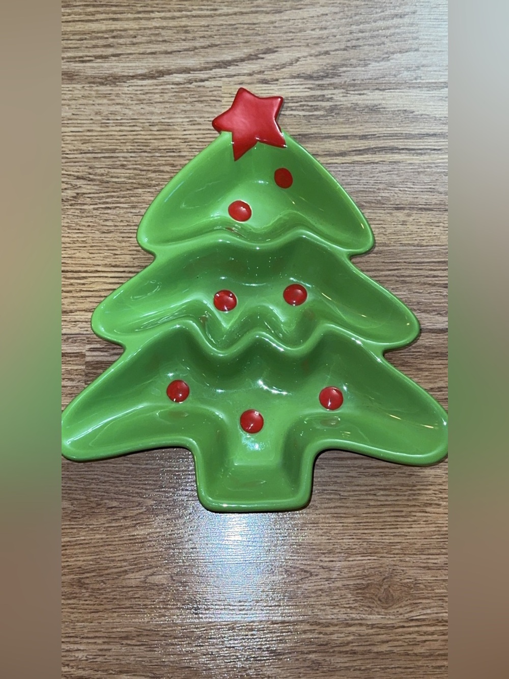 MUD PIE Holiday Christmas Tree Serving Tray - Green with Red Accents